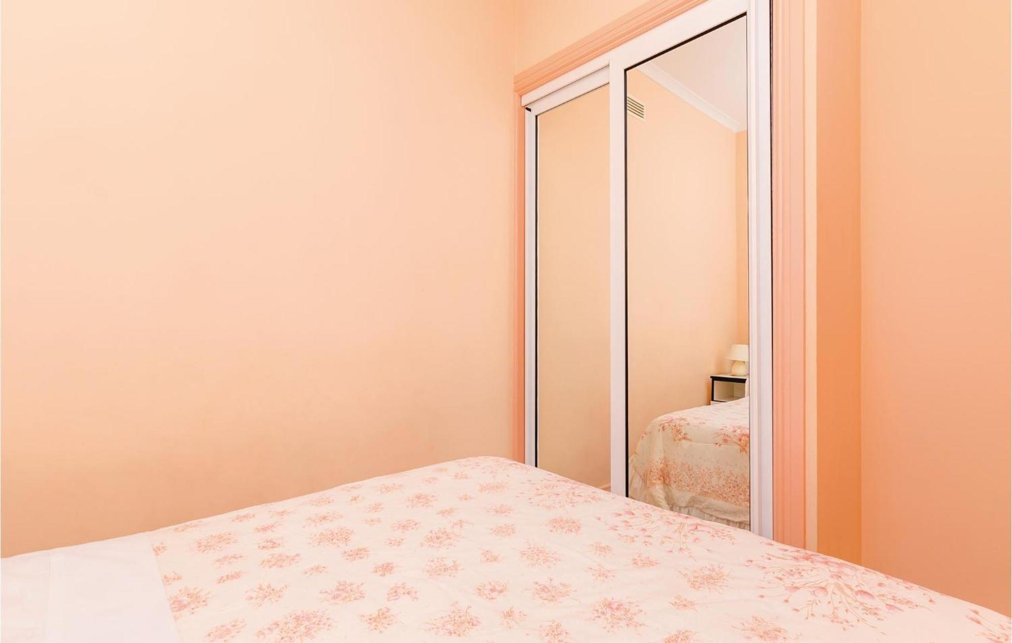 3 Bedroom Beautiful Apartment In Orasac Exterior foto